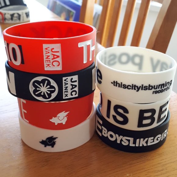 Rubber/Silicone Bracelets - Picture 5 of 9